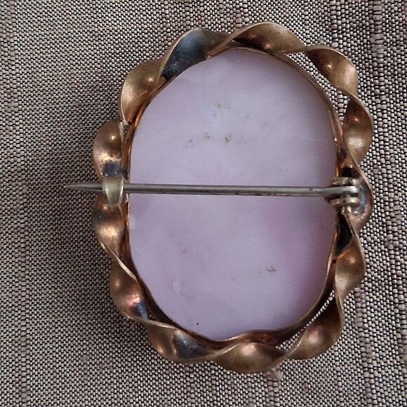 VINTAGE CARVED PINK CAMEO BROOCH - Picture 4 of 6